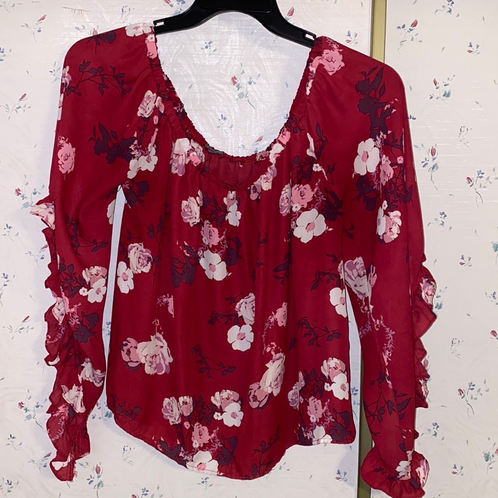 Women’s Top Size Large